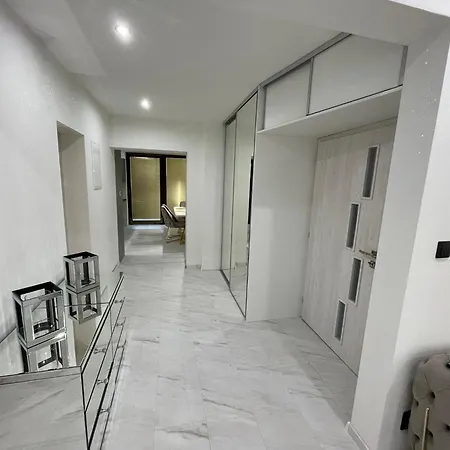 Leonardo Lejlighed *